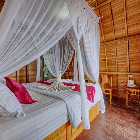 Santen Beach Bungalows Ped Luaran gambar