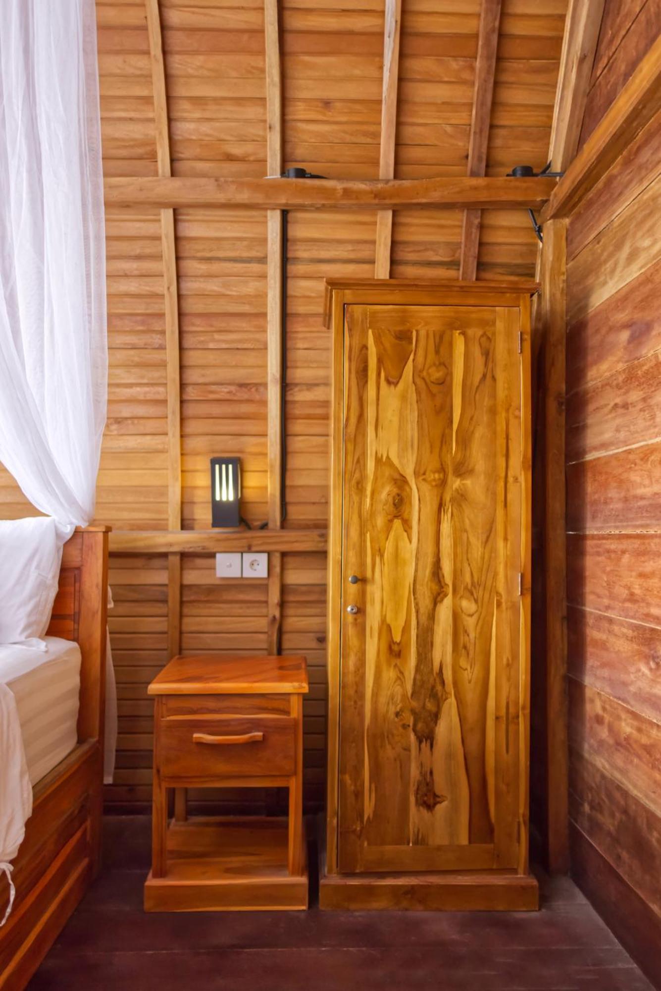 Santen Beach Bungalows Ped Luaran gambar