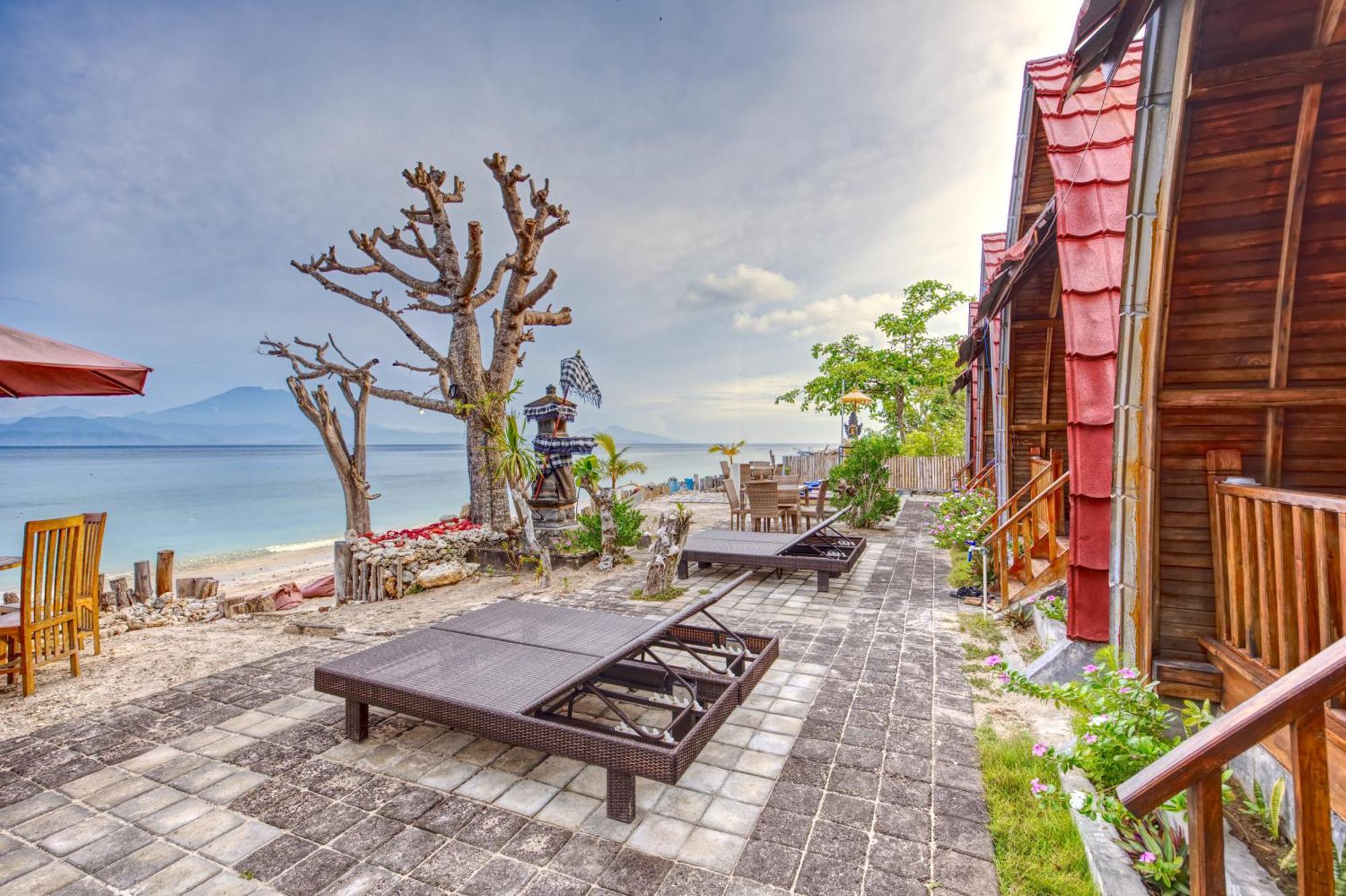 Santen Beach Bungalows Ped Luaran gambar