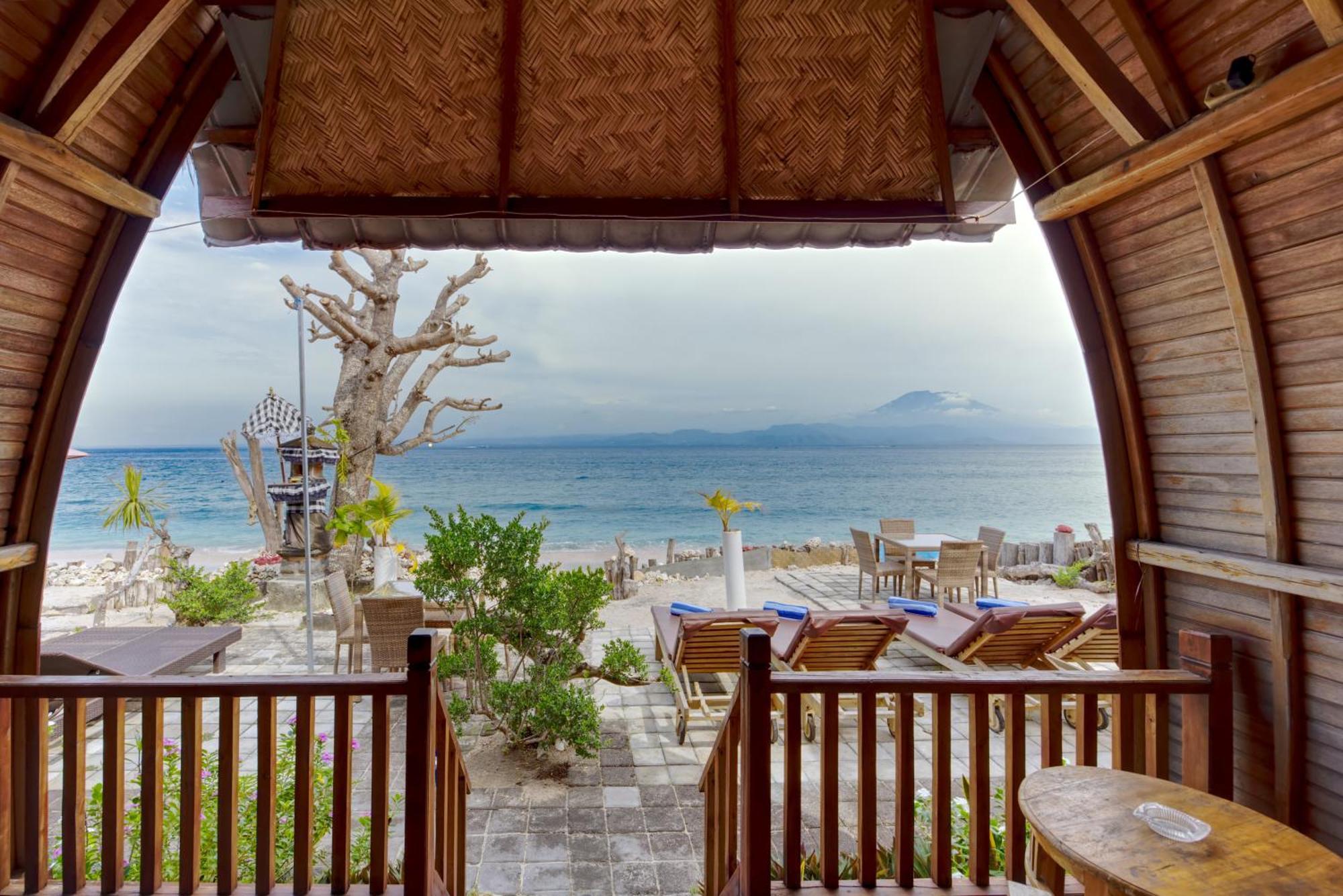 Santen Beach Bungalows Ped Luaran gambar