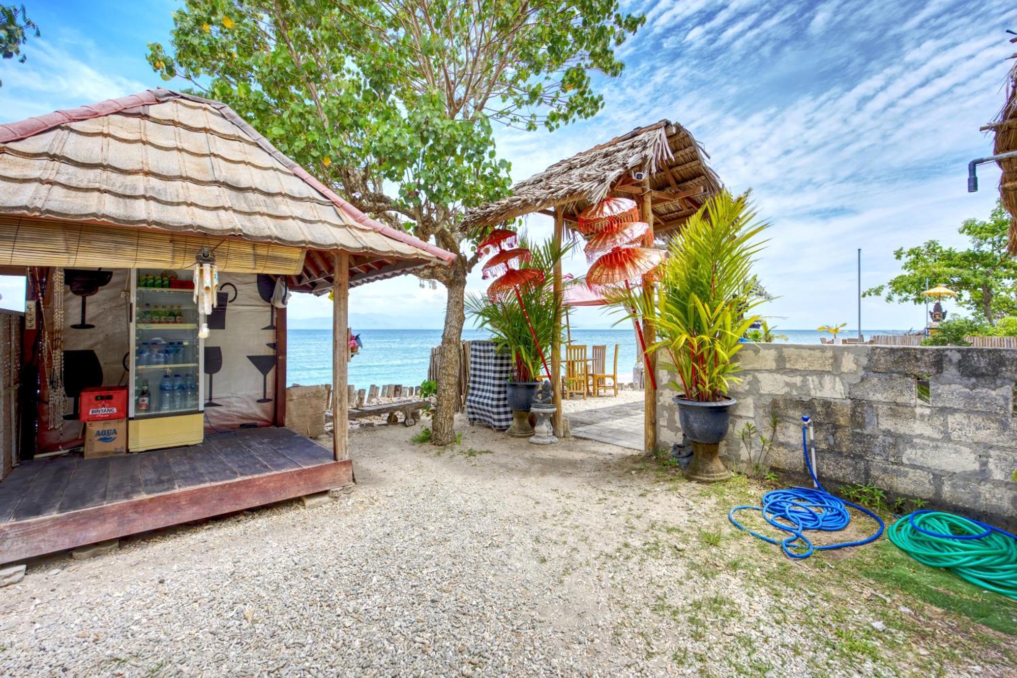 Santen Beach Bungalows Ped Luaran gambar